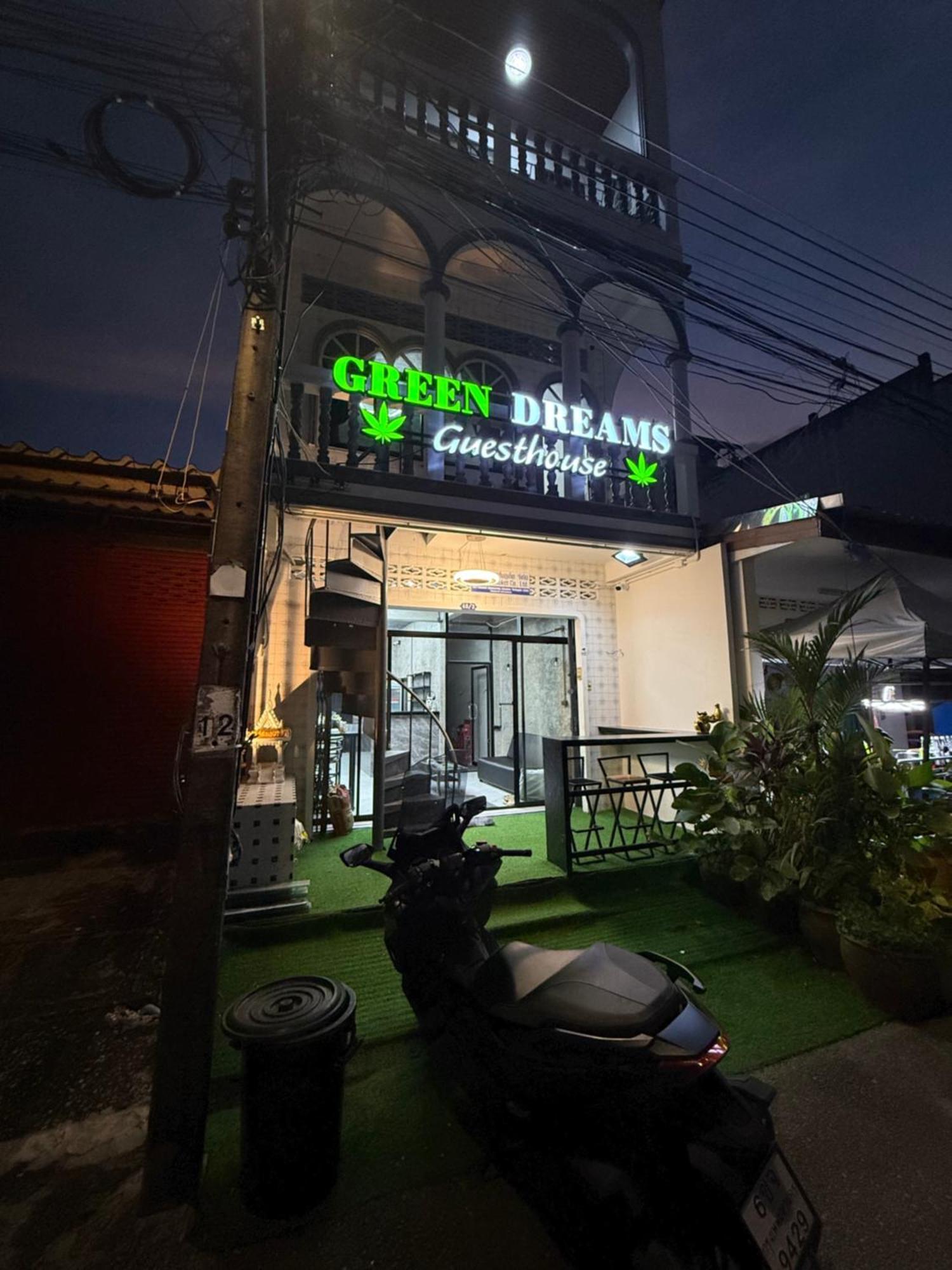 Green Dreams Guesthouse Ban Lo Long Bagian luar foto